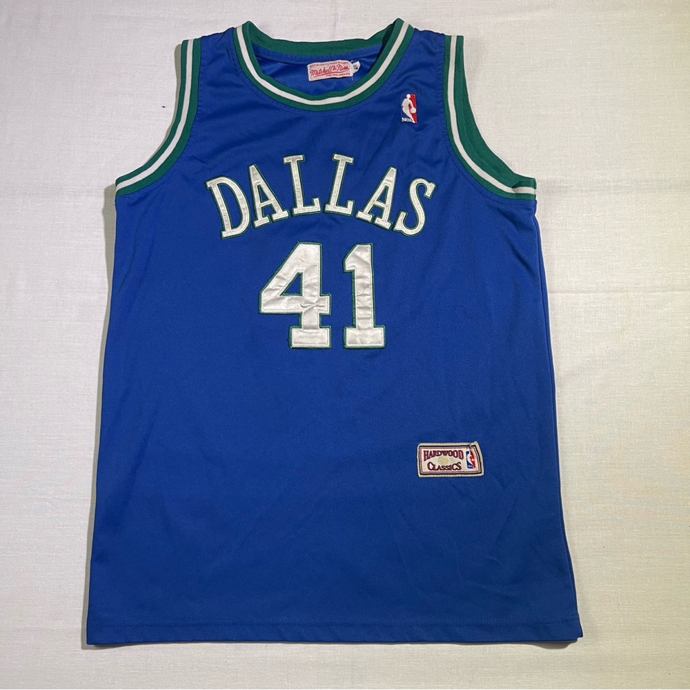 Dirk Nowitzki Dallas Mavericks Mitchell & Ness Hardwood Classics Swingman Jersey